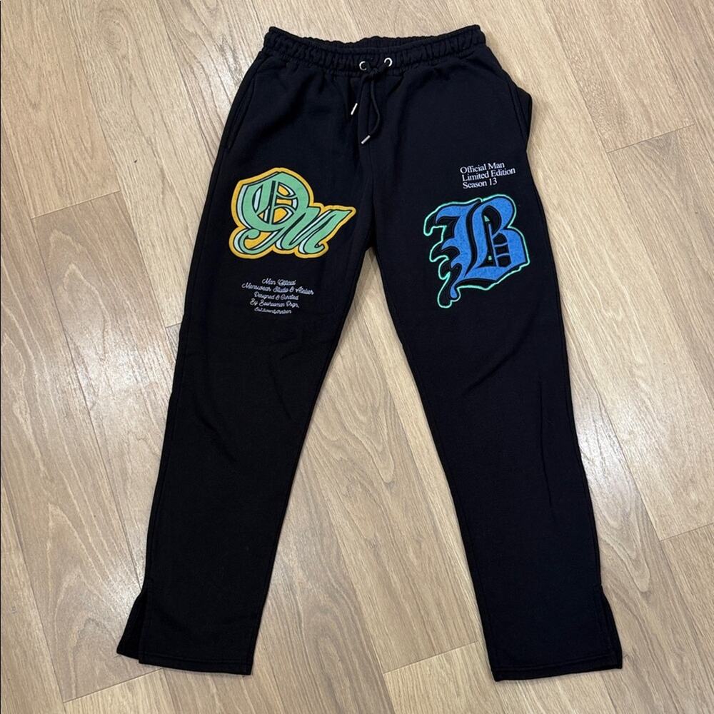 Boohoo Man Vented Hem Sweatpants with Colorful Lettering Size Medium